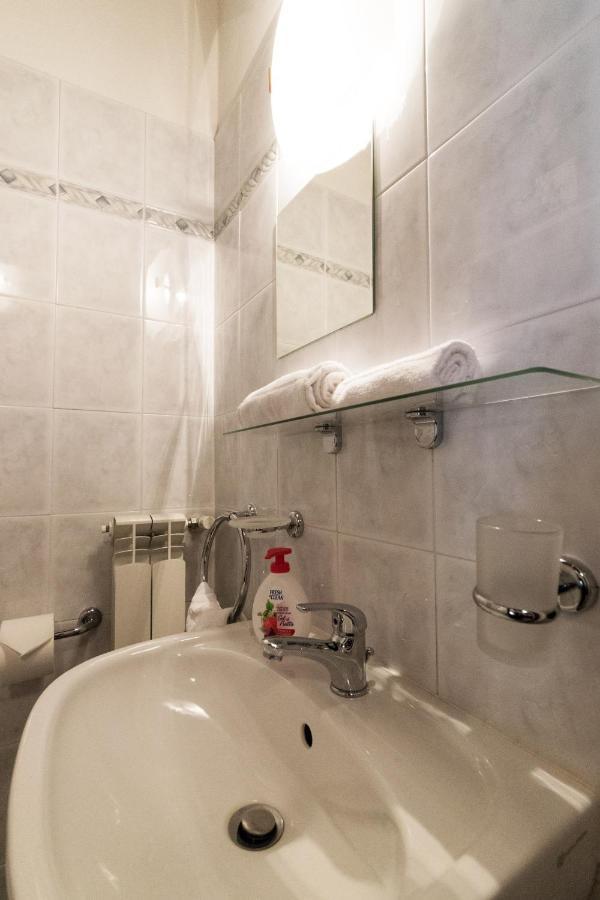 At The Lake Apartment Acquaseria Екстериор снимка