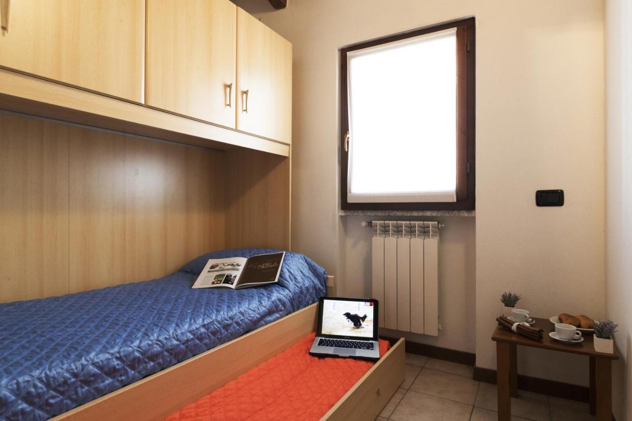 At The Lake Apartment Acquaseria Екстериор снимка